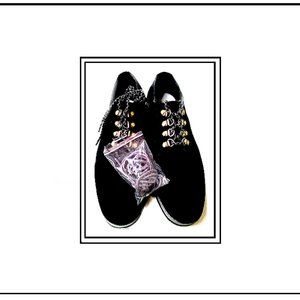 New Rare/Unique Black Suede (Leather) Timberland Moving Rivets Shoes